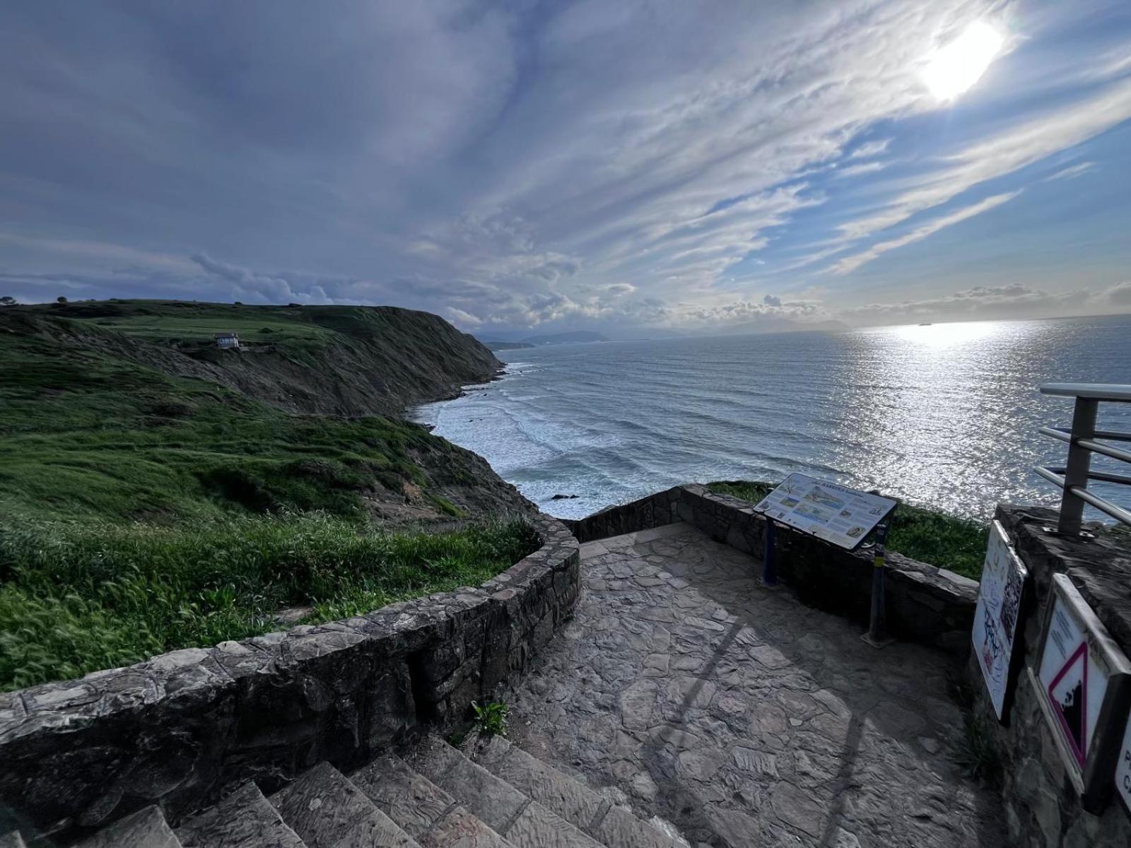 Apartamento Tu Refugio Junto Al Mar Te Espera Barrika Exterior foto